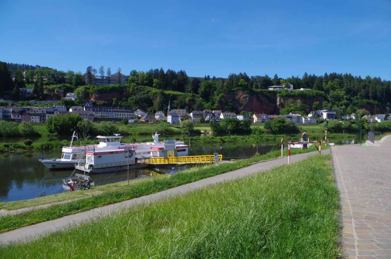 Wohnen Am Ufer Der Mosel In Trier Villa ภายนอก รูปภาพ