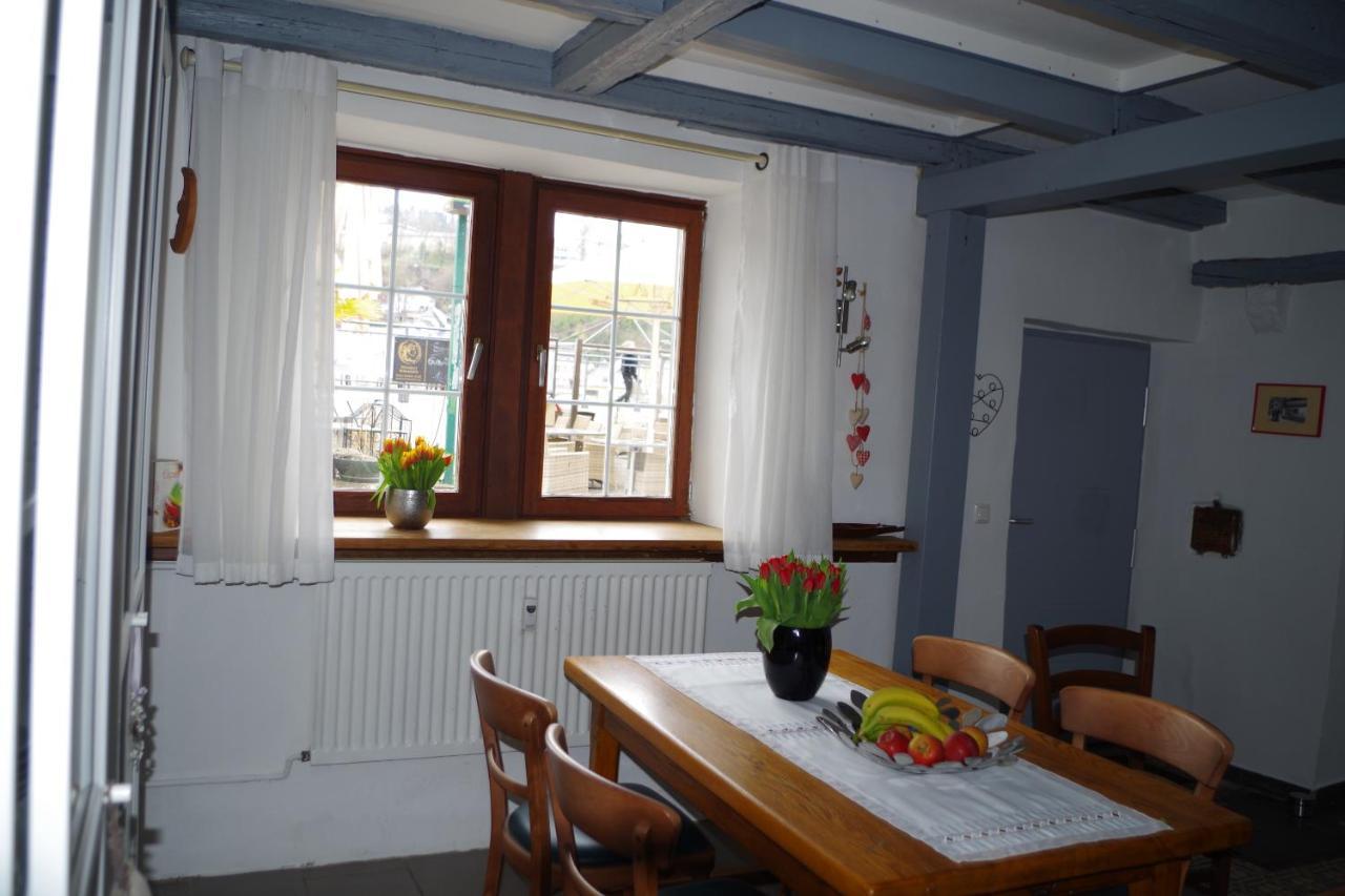 Wohnen Am Ufer Der Mosel In Trier Villa ภายนอก รูปภาพ