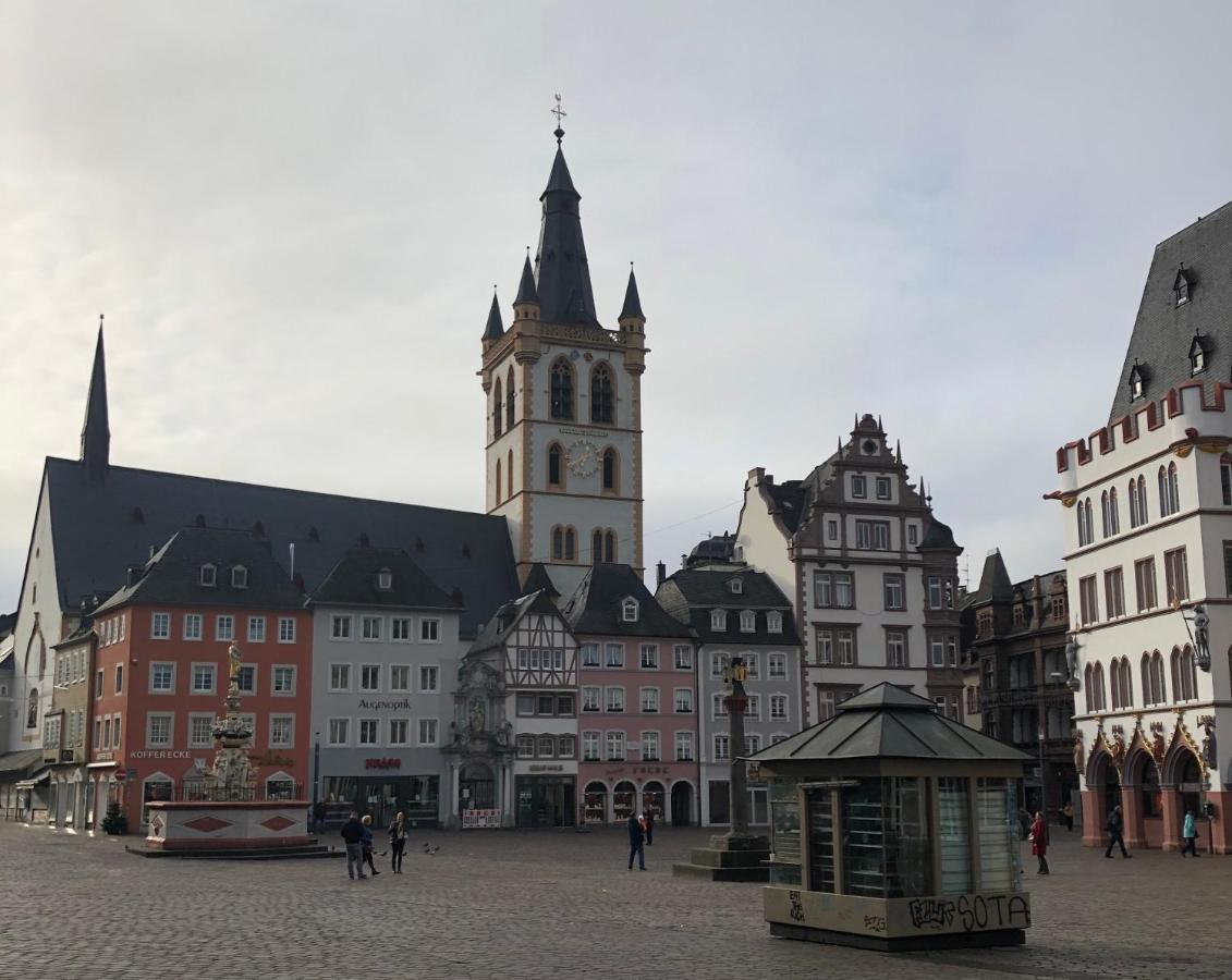 Wohnen Am Ufer Der Mosel In Trier Villa ภายนอก รูปภาพ